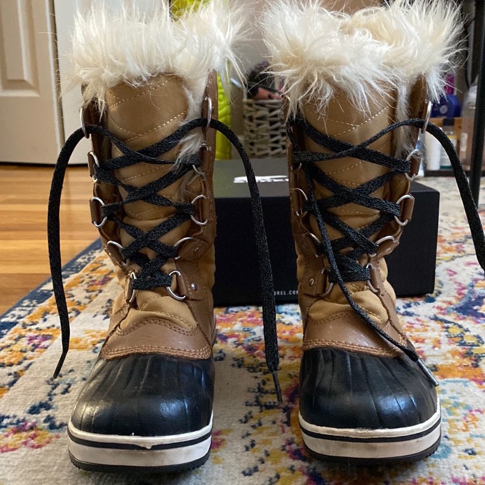 Sorel snow boots